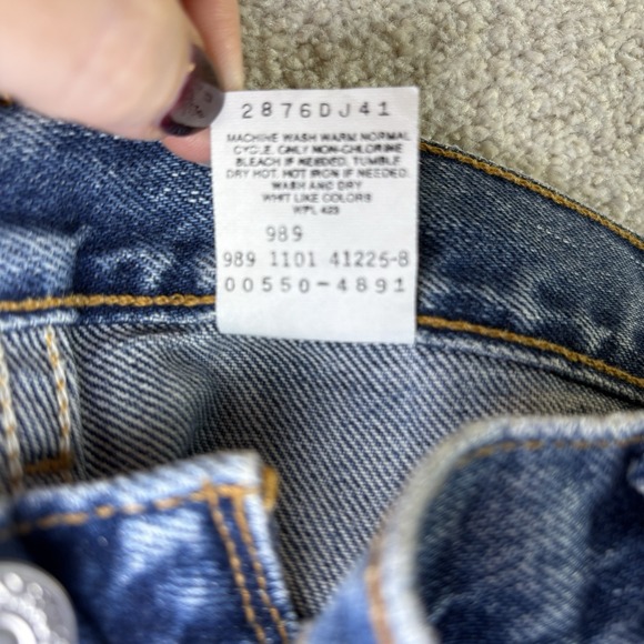 VINTAGE Levis Jeans Mens 36x34 Blue Denim 550 Relaxed Fit Tapered Leg Red Tab - Picture 6 of 8